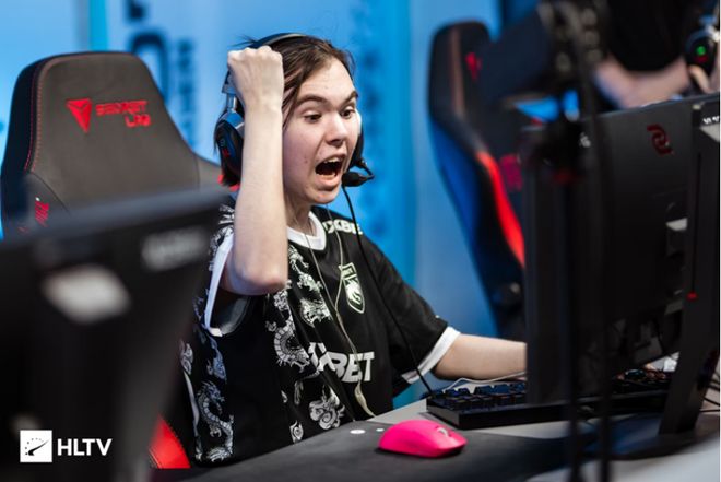 校园联赛的 校园联赛的