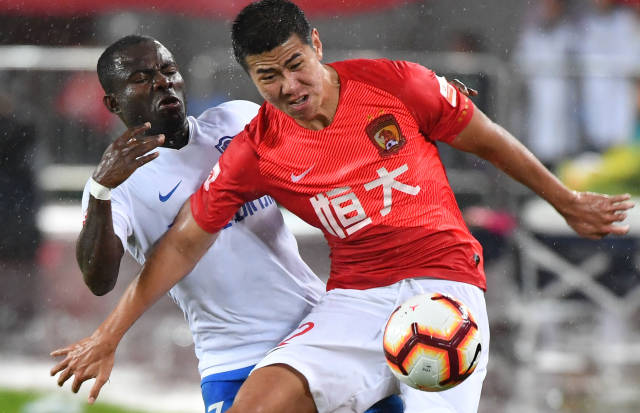 硬质披风与 硬质披风与